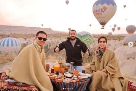 Cappadocia Breakfast with Hot Air Balloon Show: A Spectacular Morning Feast